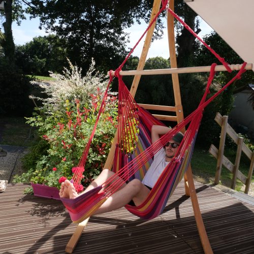 Utilisation de la grande chaise hamac avec repose pied